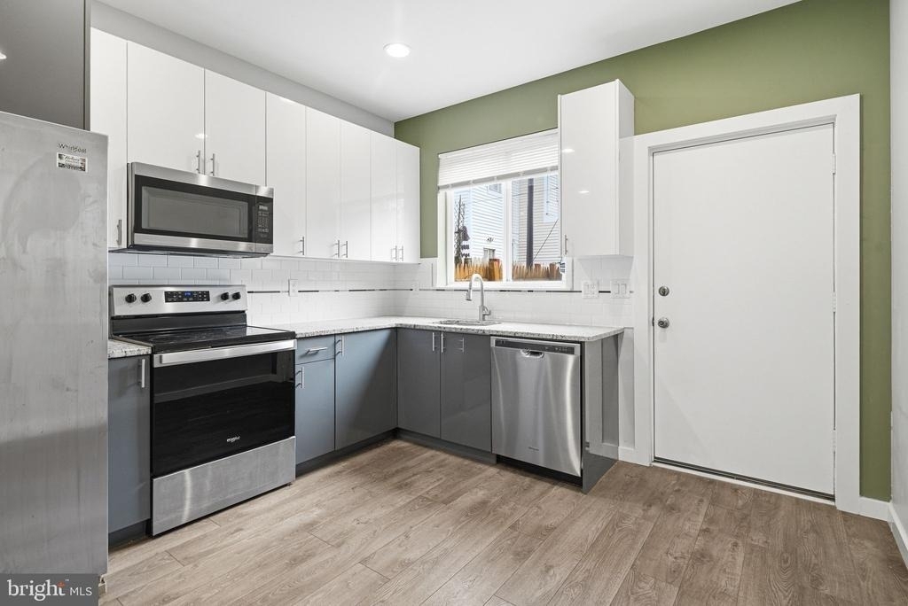 1905 E Harold Street - Photo 3