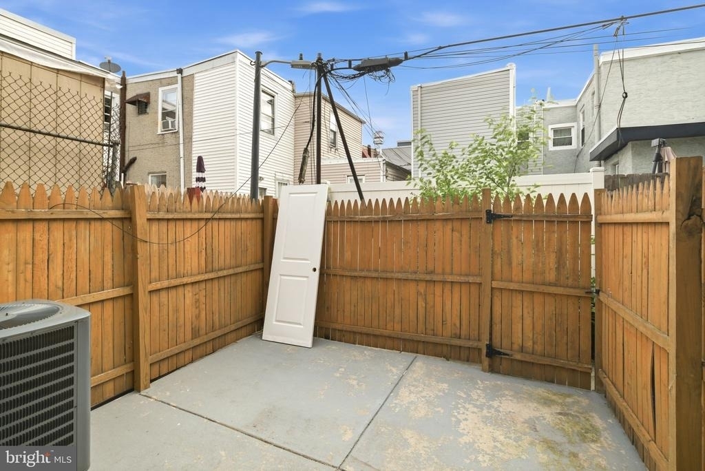 1905 E Harold Street - Photo 4