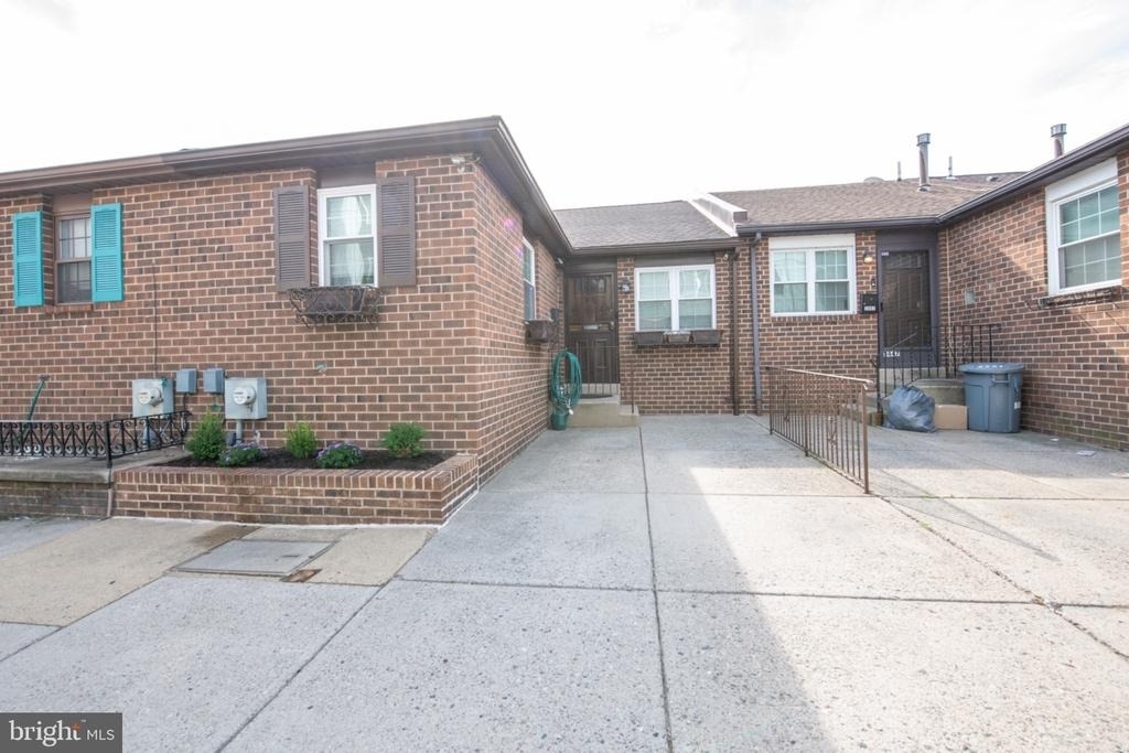 3449 Belgrade Street - Photo 45