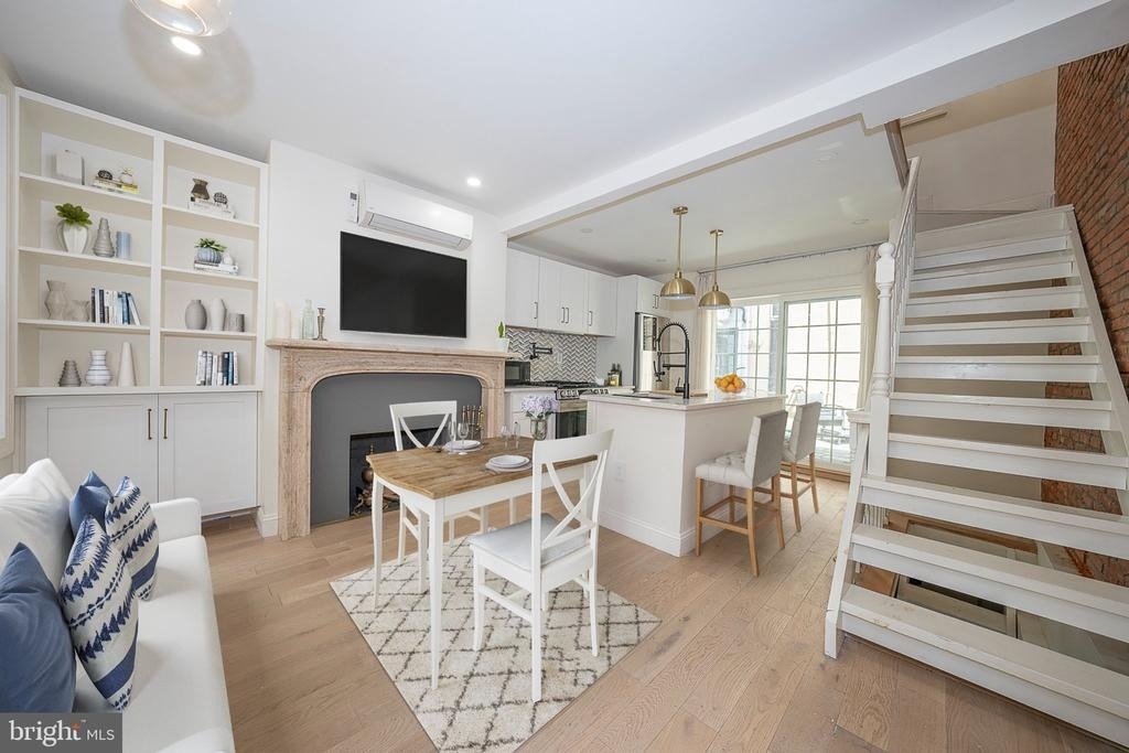 117 S Beechwood Street - Photo 1