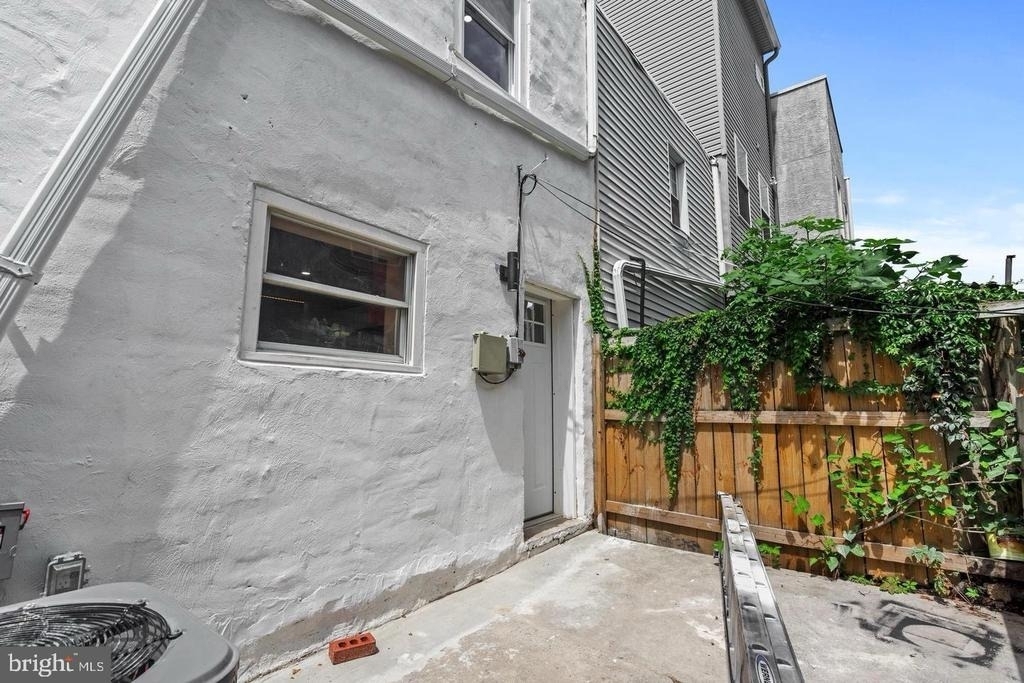 1417 S Bouvier Street - Photo 17
