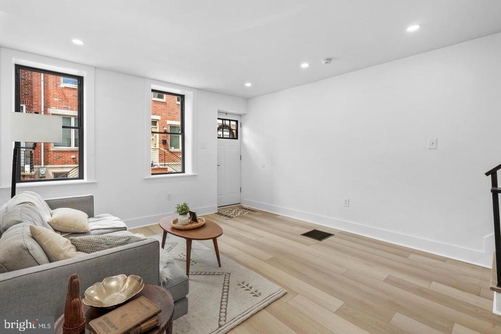1417 S Bouvier Street - Photo 3