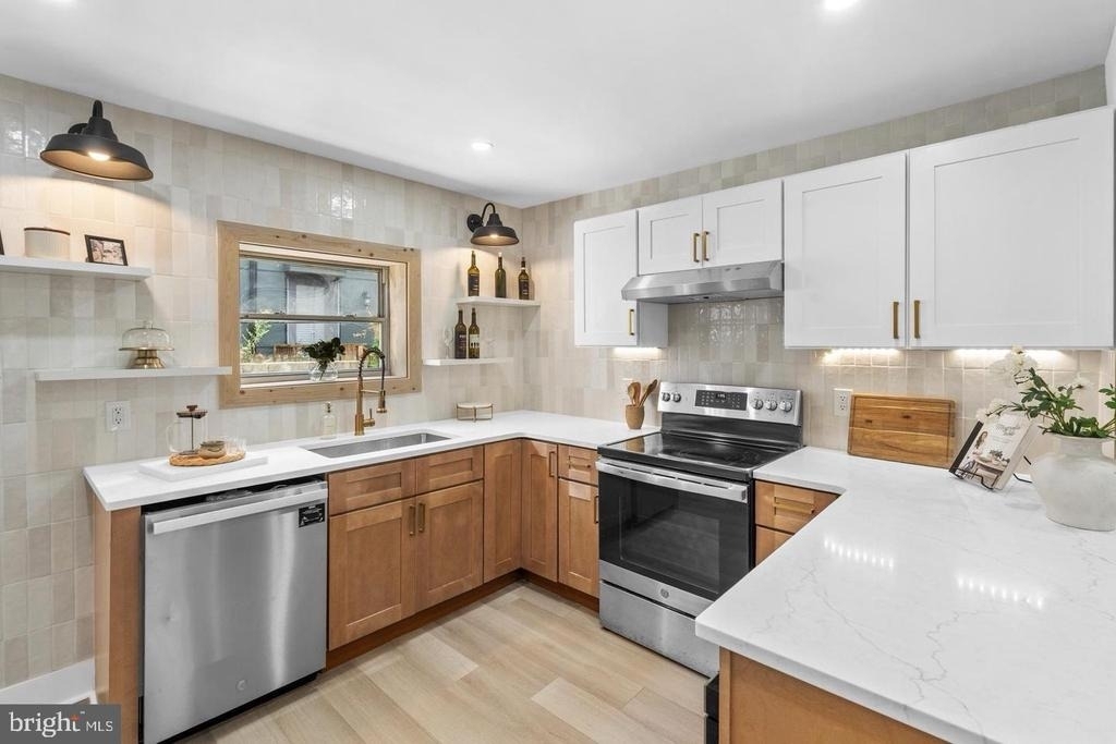 1417 S Bouvier Street - Photo 8
