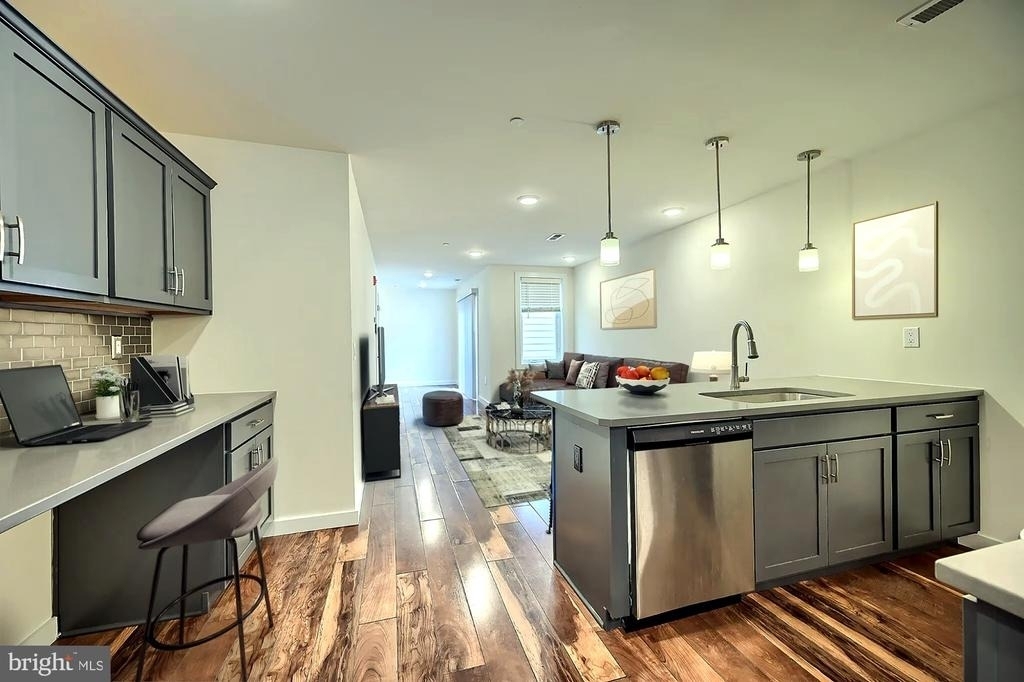 3039 Master St. - Photo 7