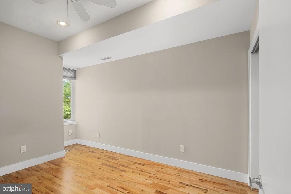 1607 Brown Street - Photo 11