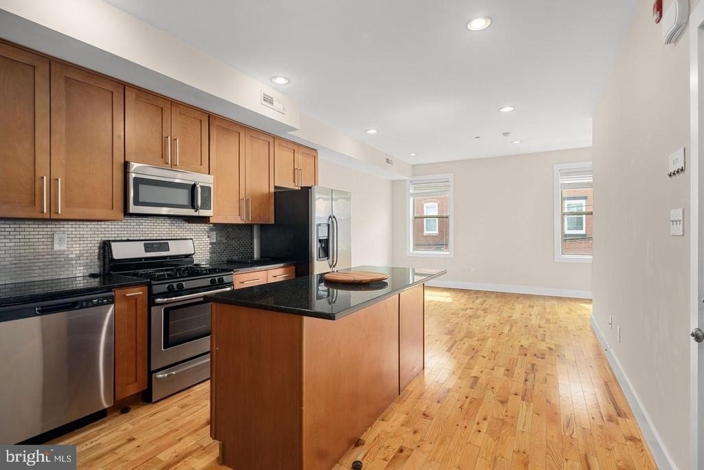 1607 Brown Street - Photo 6
