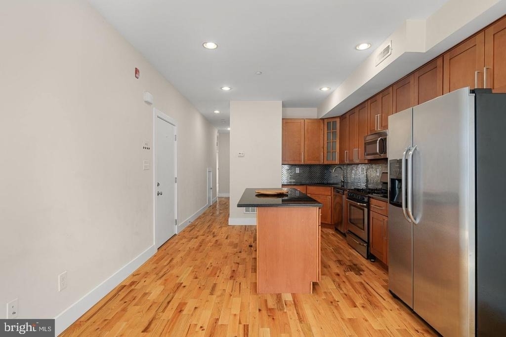 1607 Brown Street - Photo 7