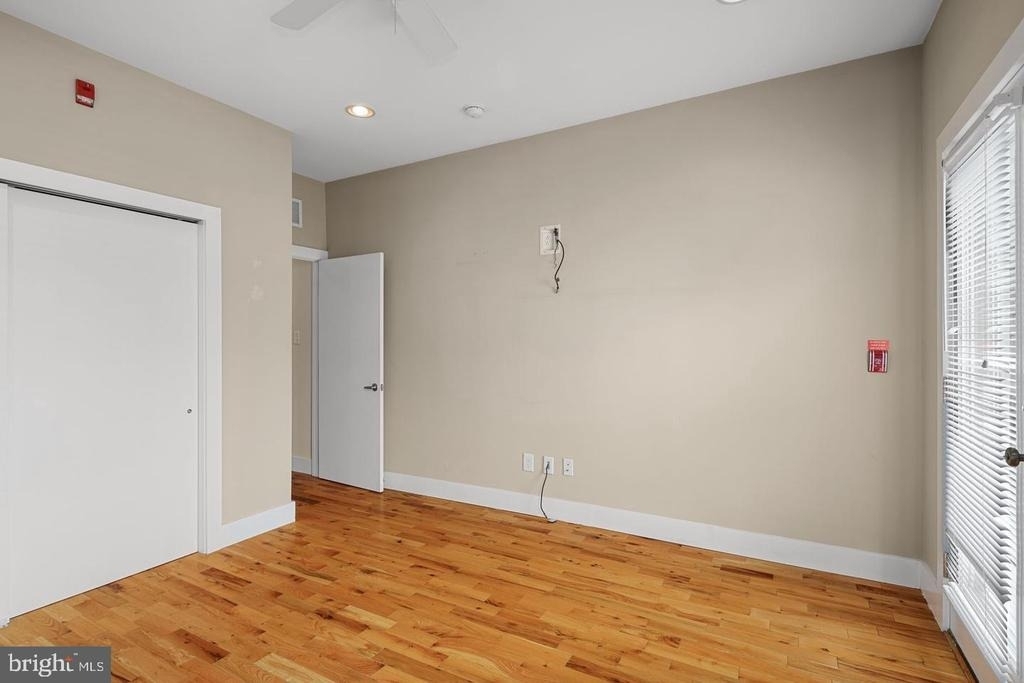 1607 Brown Street - Photo 4