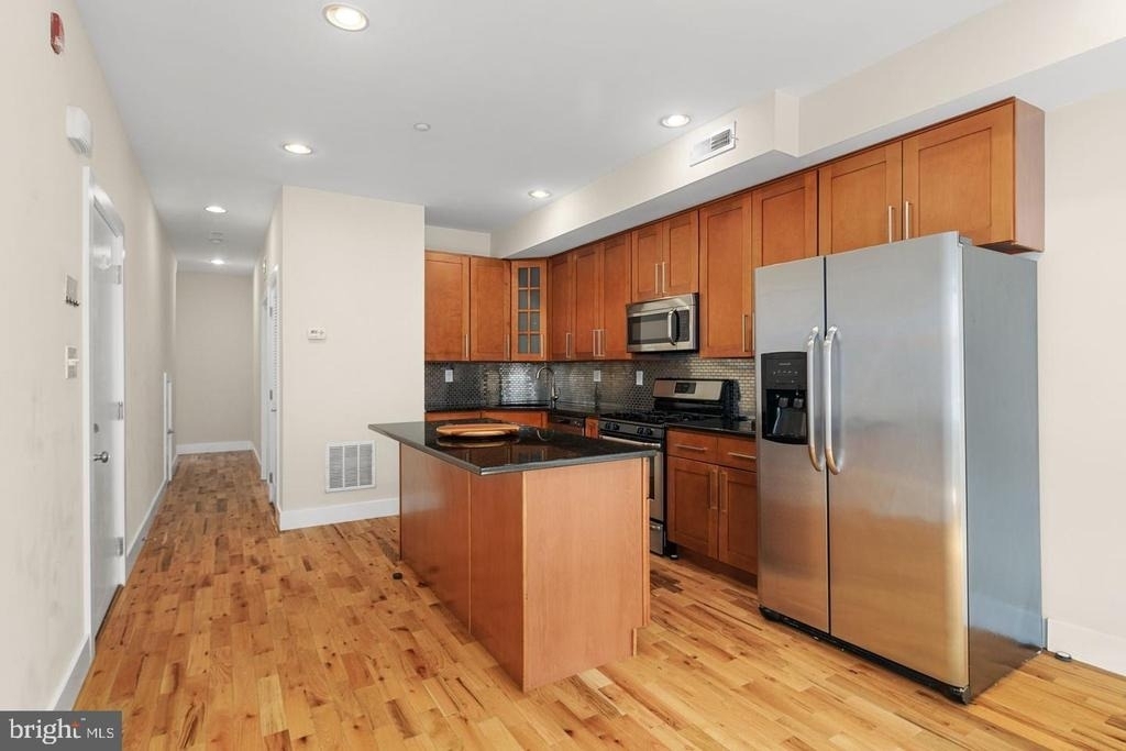 1607 Brown Street - Photo 8