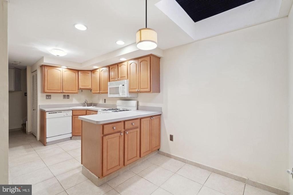 830 Kater Street - Photo 6