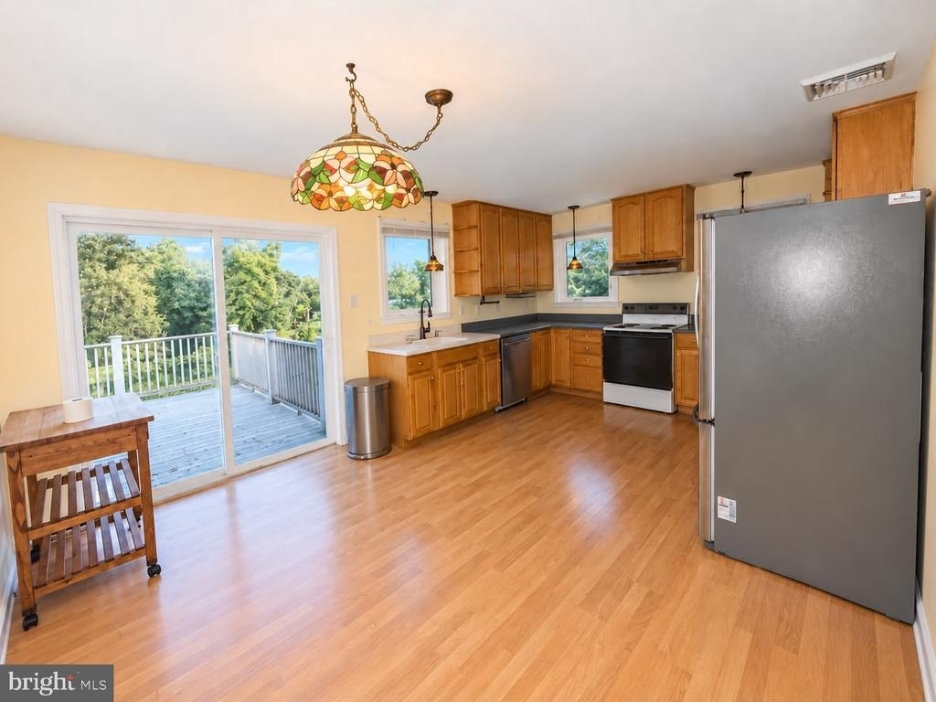 6797 6797 Lawnton Street - Photo 7