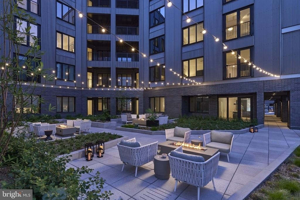 1200 Normandy Place - Photo 19