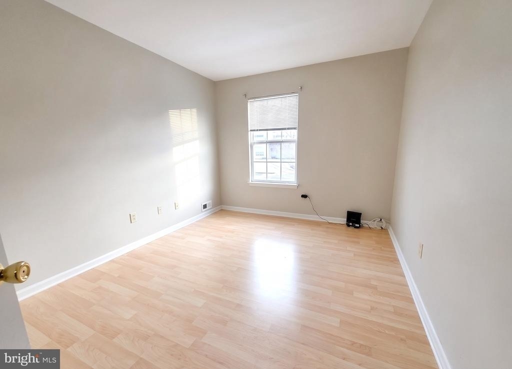 347 Glenn Rose Circle - Photo 12