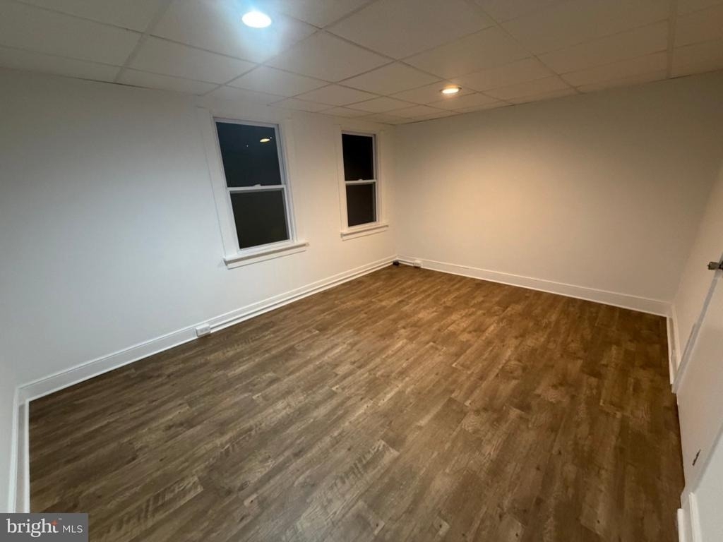 649 Fremont Street - Photo 3