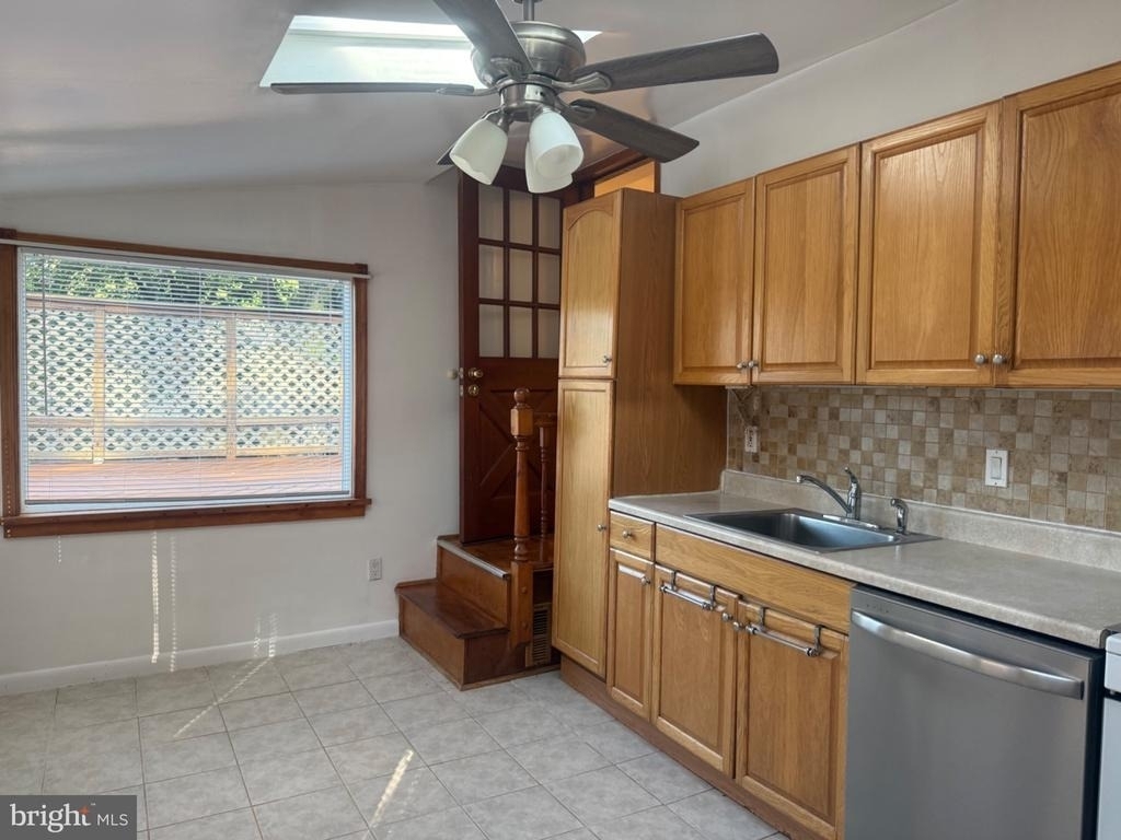 697 Old Marple Road - Photo 13