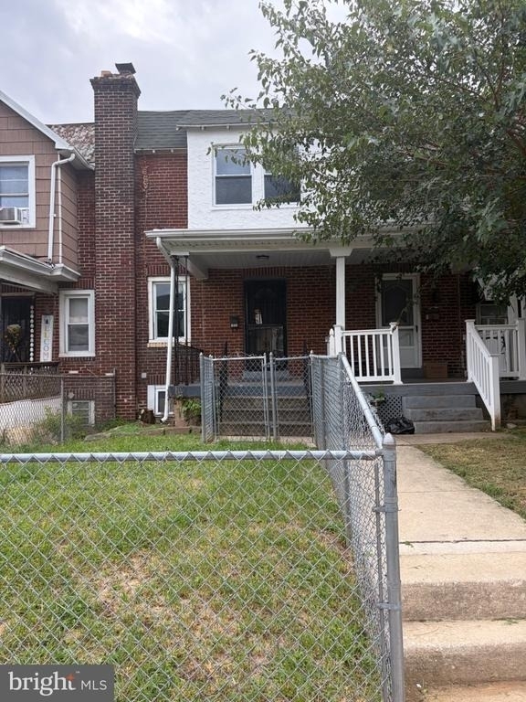122 Whitely Terrace - Photo 0