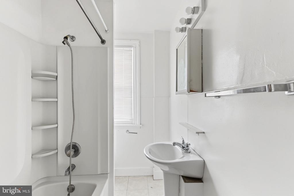 2728 Butler Street - Photo 11