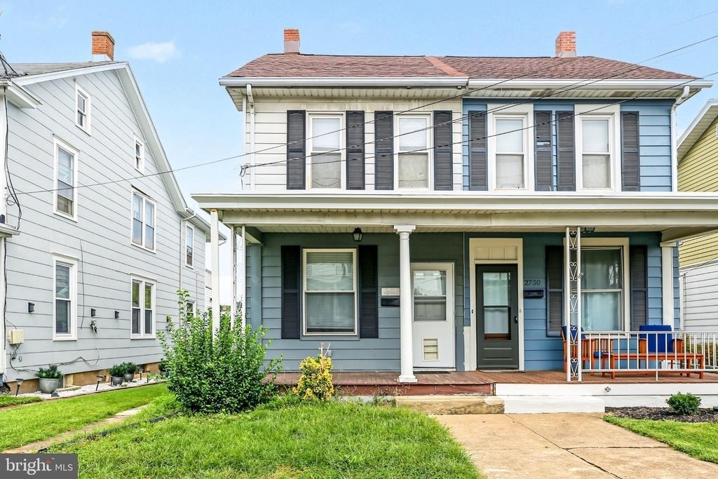 2728 Butler Street - Photo 0