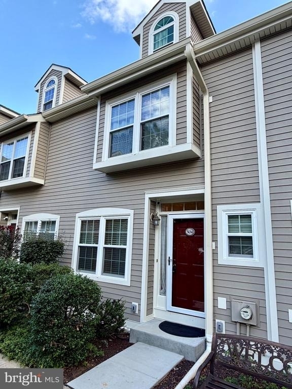 504 Cheswold Court - Photo 0