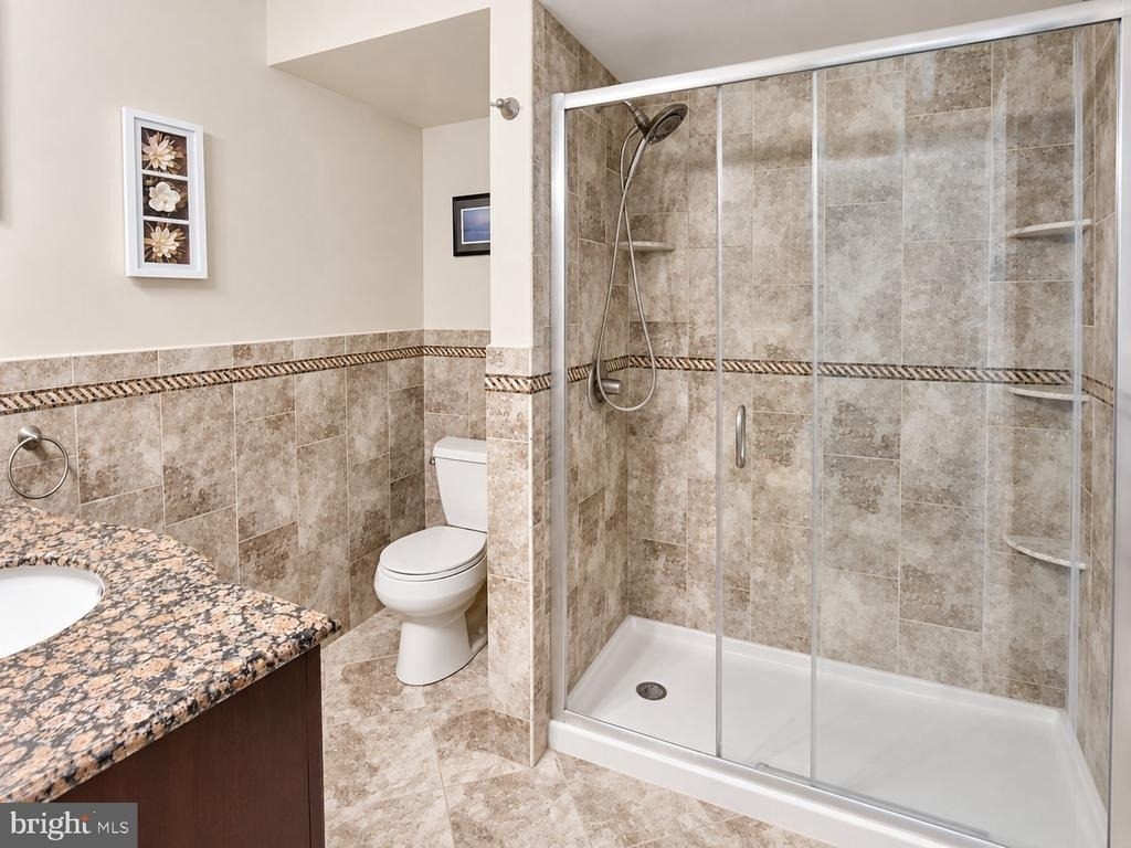 207 Salem Court - Photo 5