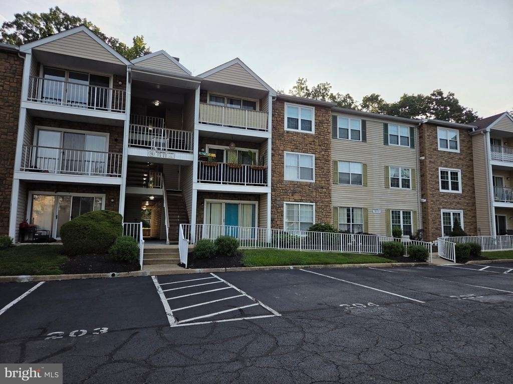 71 Mulberry Court - Photo 0