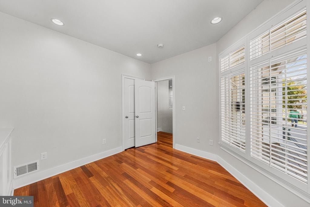 152 Witherspoon Street - Photo 9