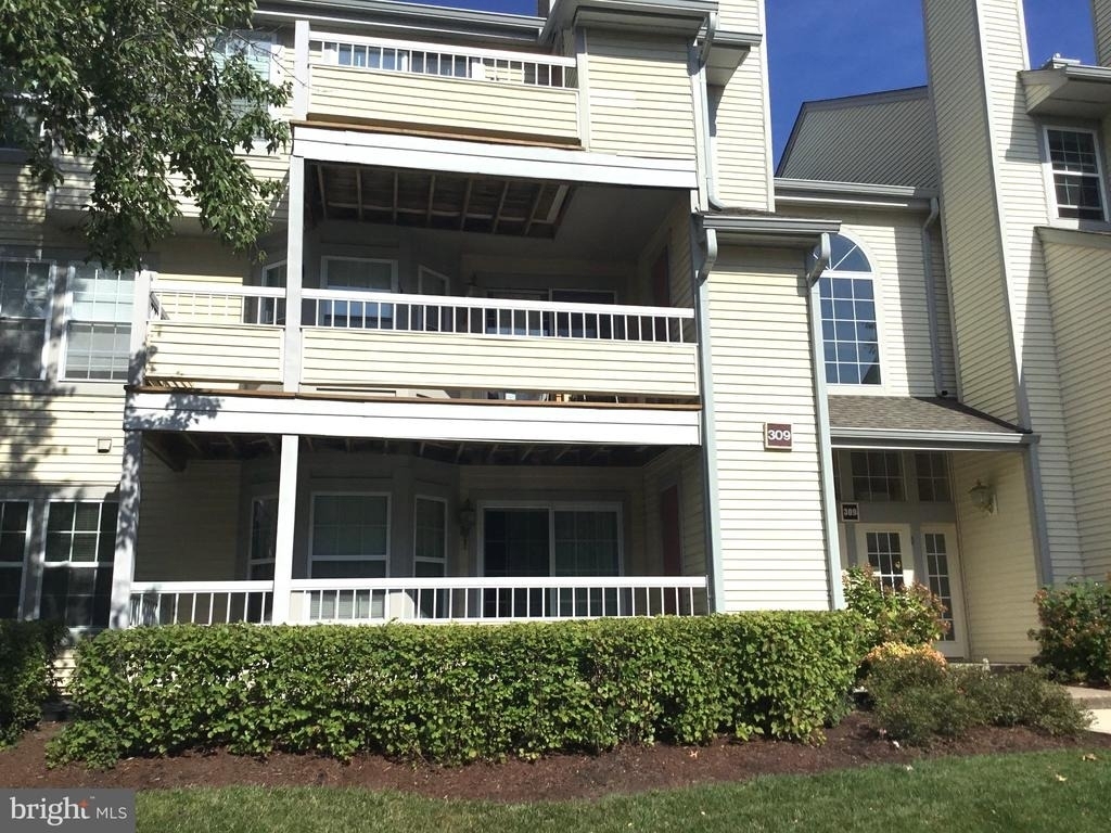 309 Trinity Court - Photo 0