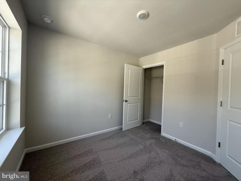 112 Spencer Way - Photo 11