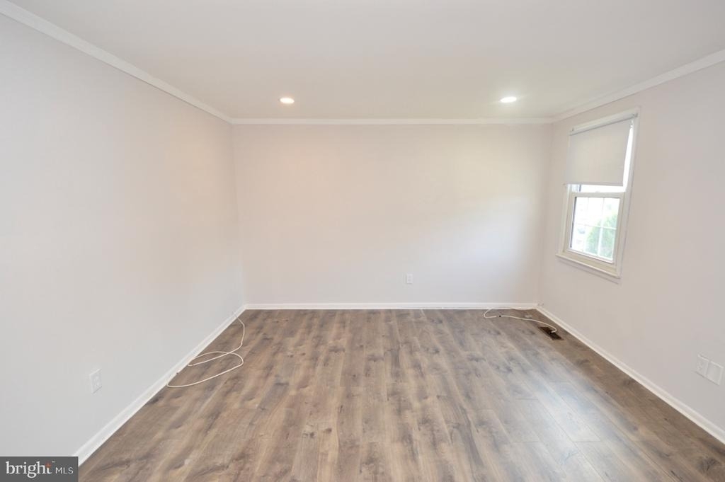 1826 Edgewood Place - Photo 11