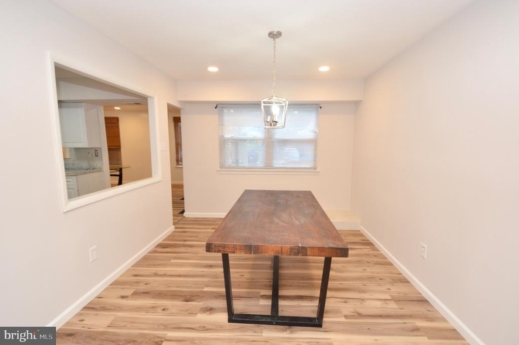 1826 Edgewood Place - Photo 2