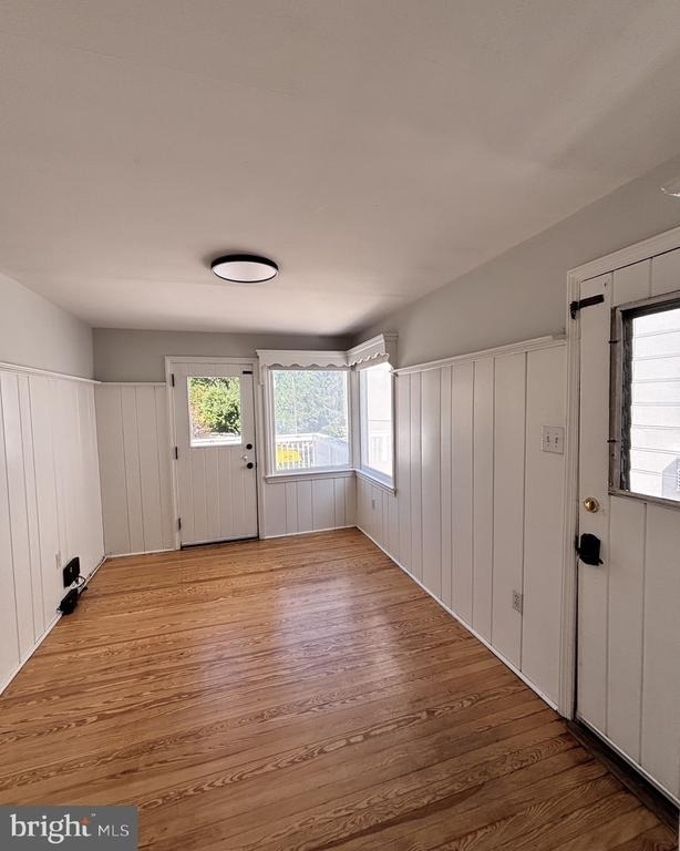 145 Kings Highway E - Photo 12