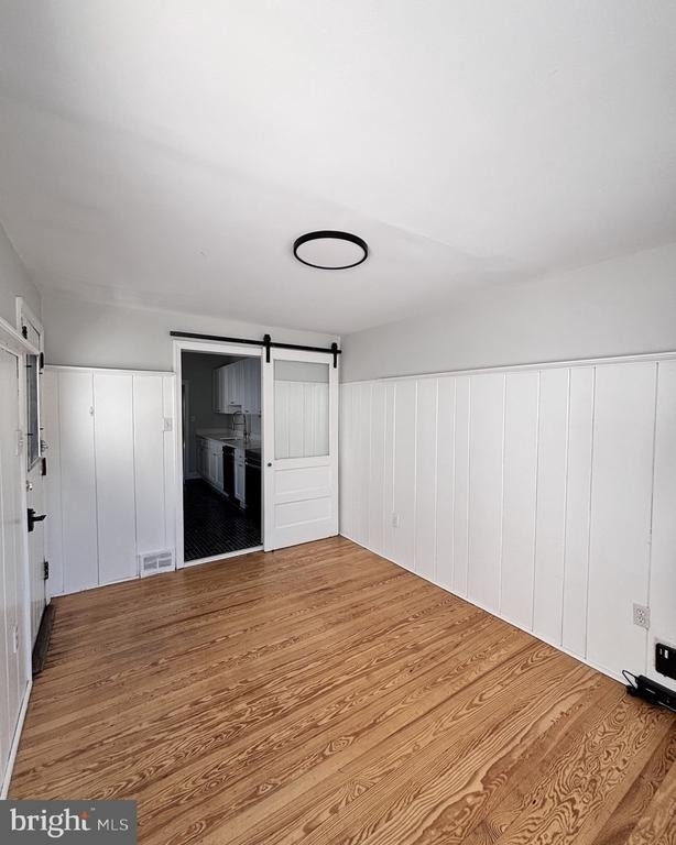 145 Kings Highway E - Photo 13