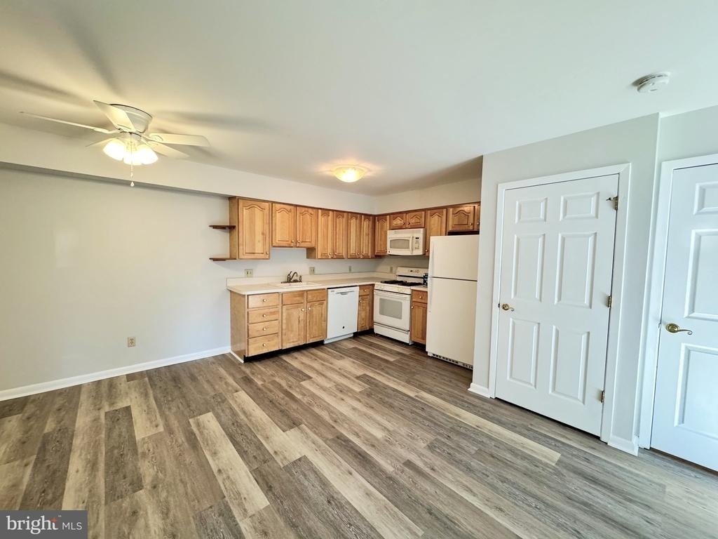 1326 Central Avenue - Photo 3