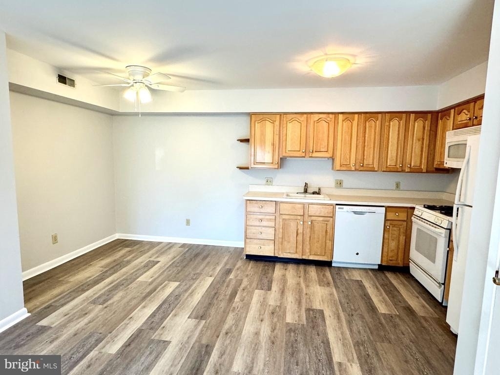 1326 Central Avenue - Photo 4