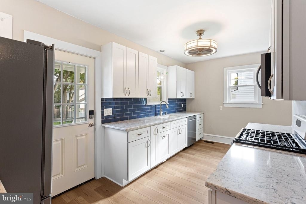 15 W Summit Avenue - Photo 6