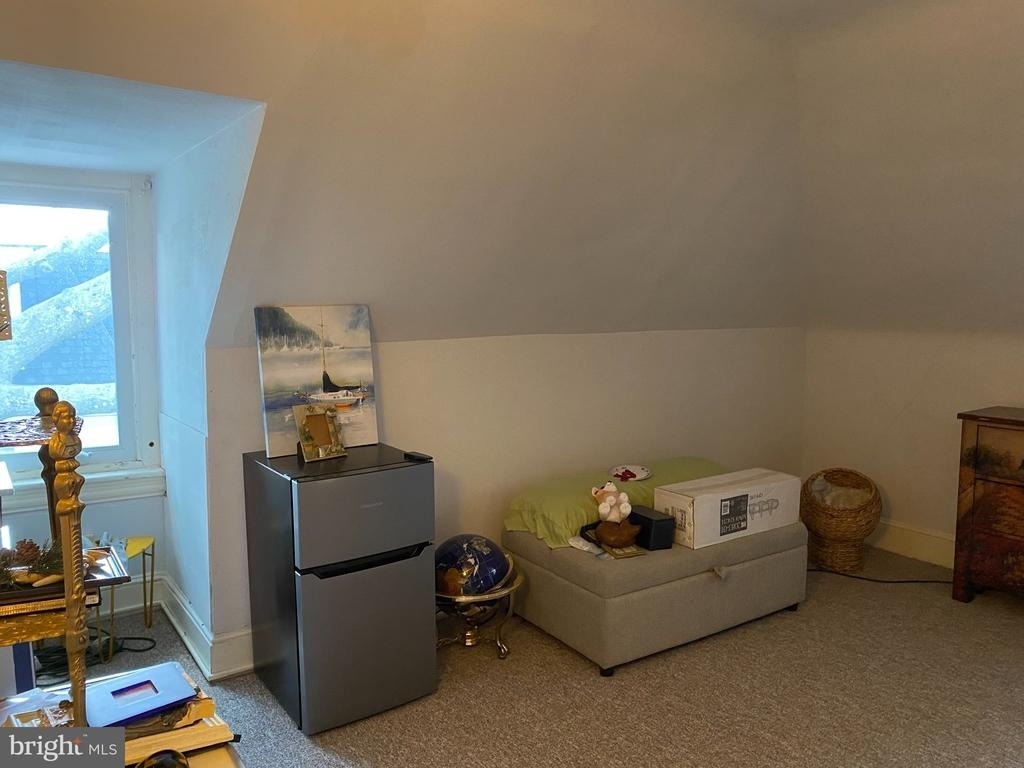 806 Linwood Avenue - Photo 12