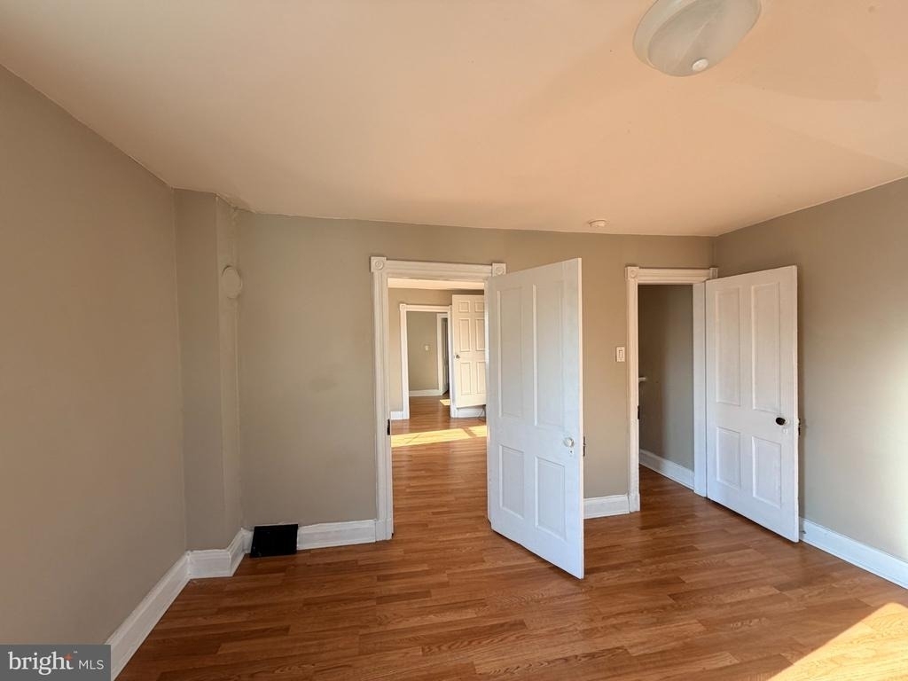 133 E Lee Street - Photo 23