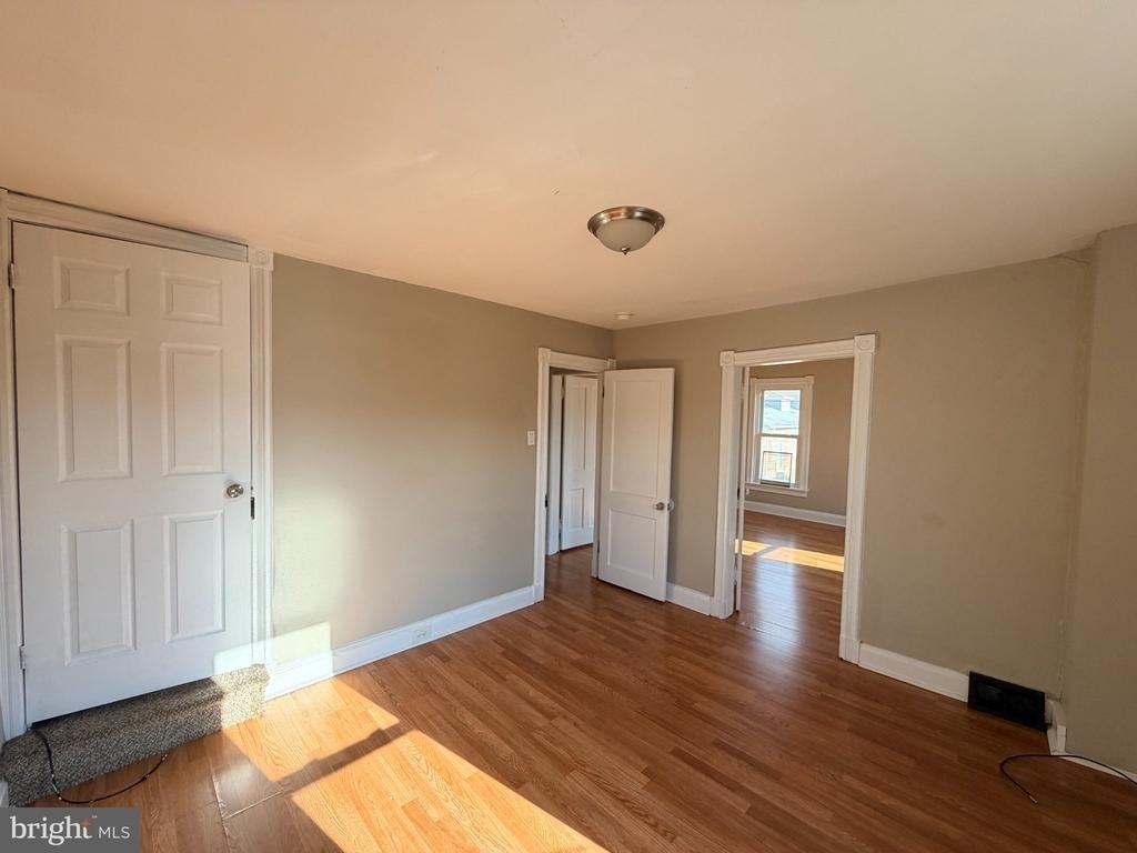 133 E Lee Street - Photo 26
