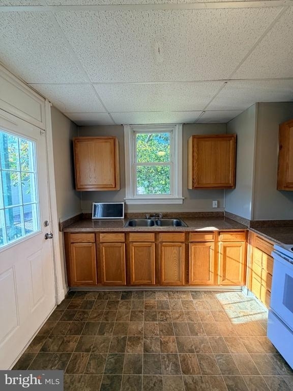 133 E Lee Street - Photo 18