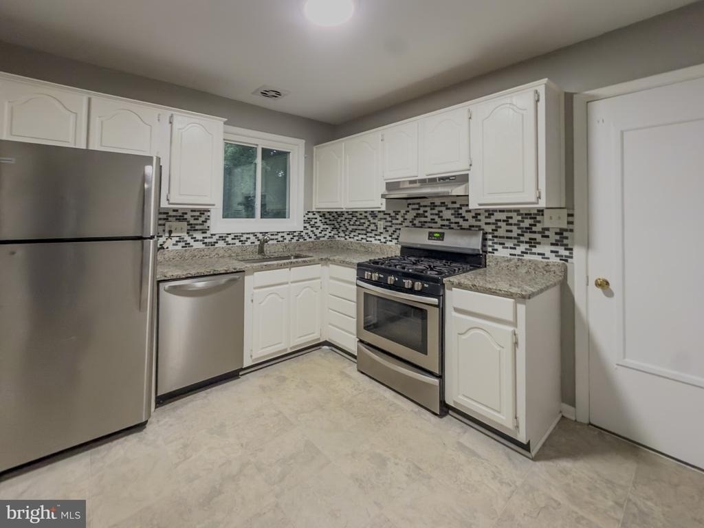 4612 Sharon Road - Photo 10