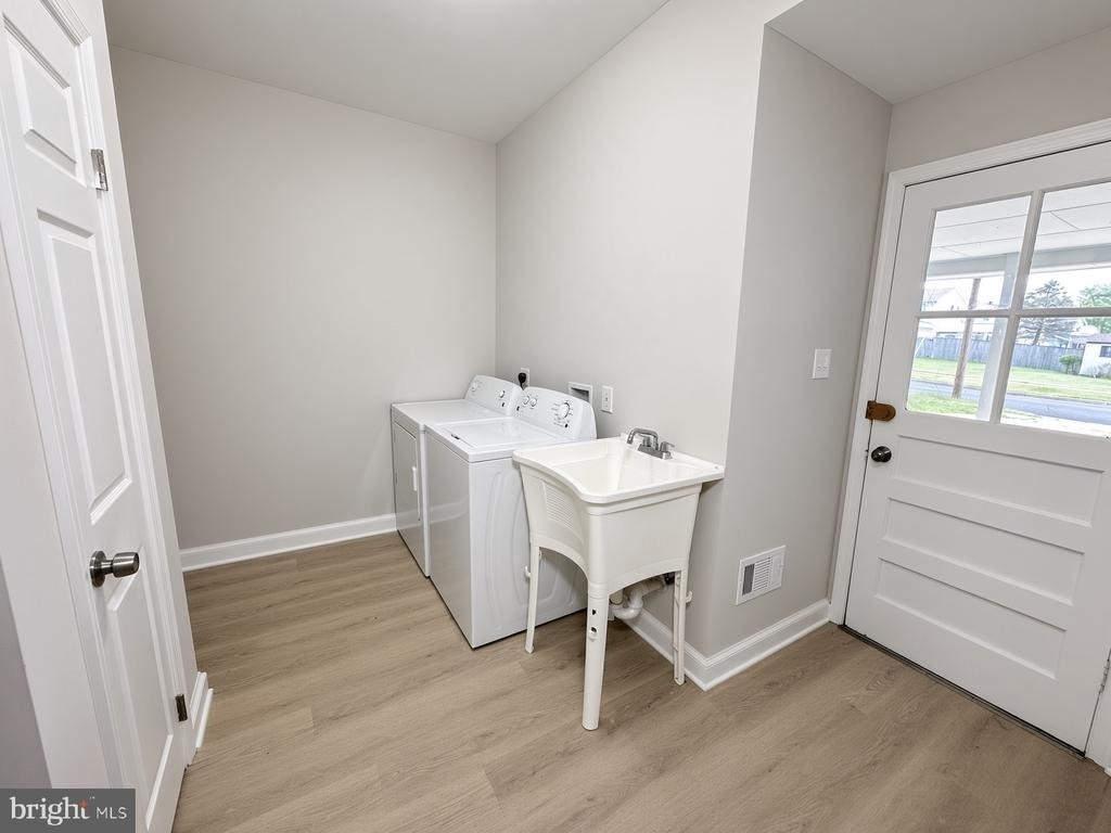 4904 Shopton Drive - Photo 50