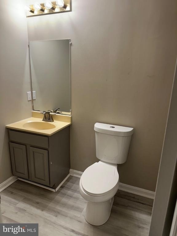 15411 Norwalk Court - Photo 10