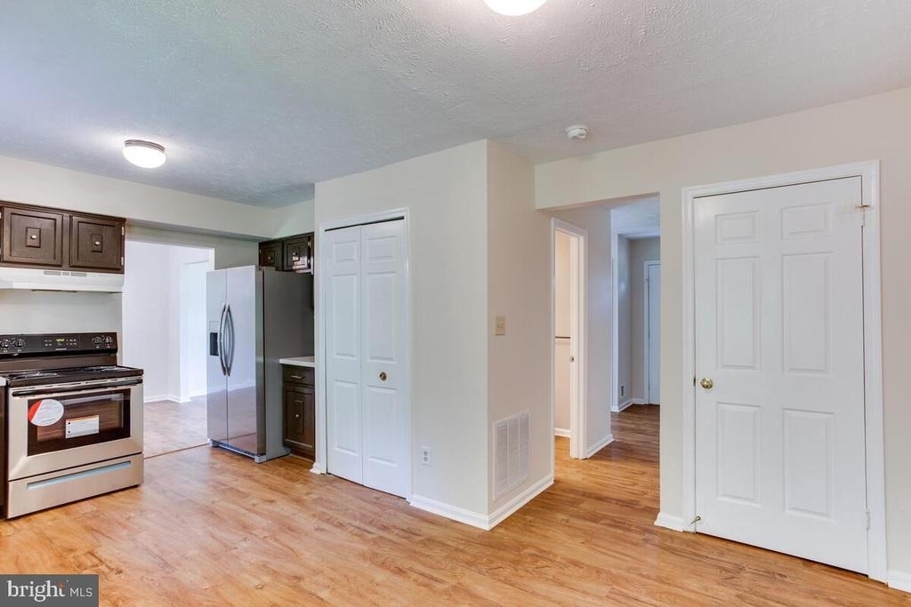 12725 Hillmeade Station Drive E - Photo 14