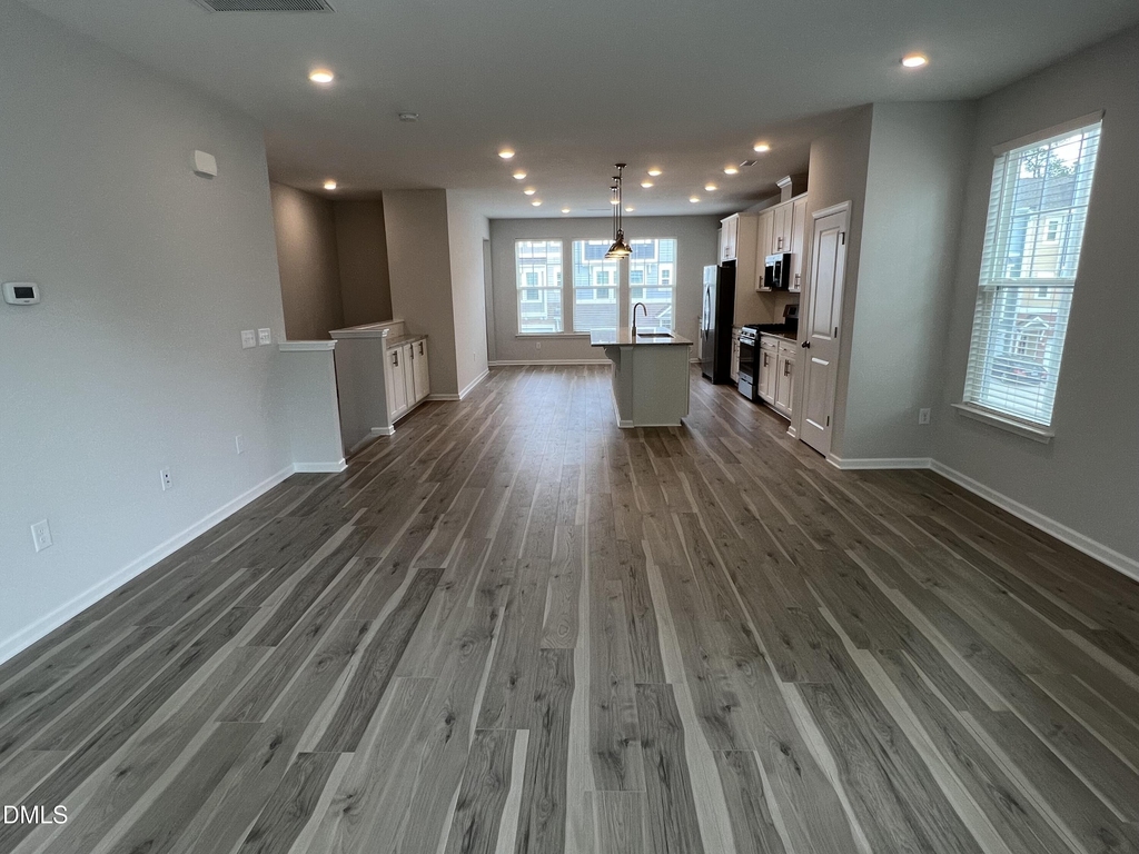1237 Commack Drive - Photo 4