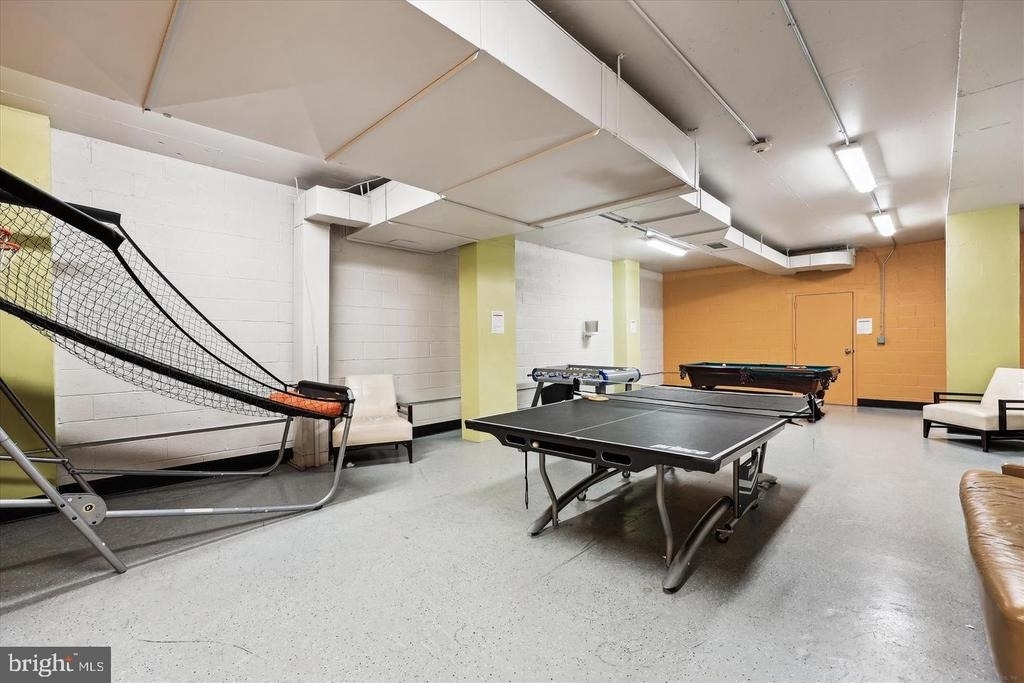 10500 Rockville Pike - Photo 19