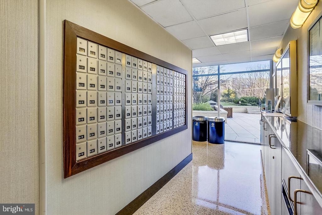 10500 Rockville Pike - Photo 3