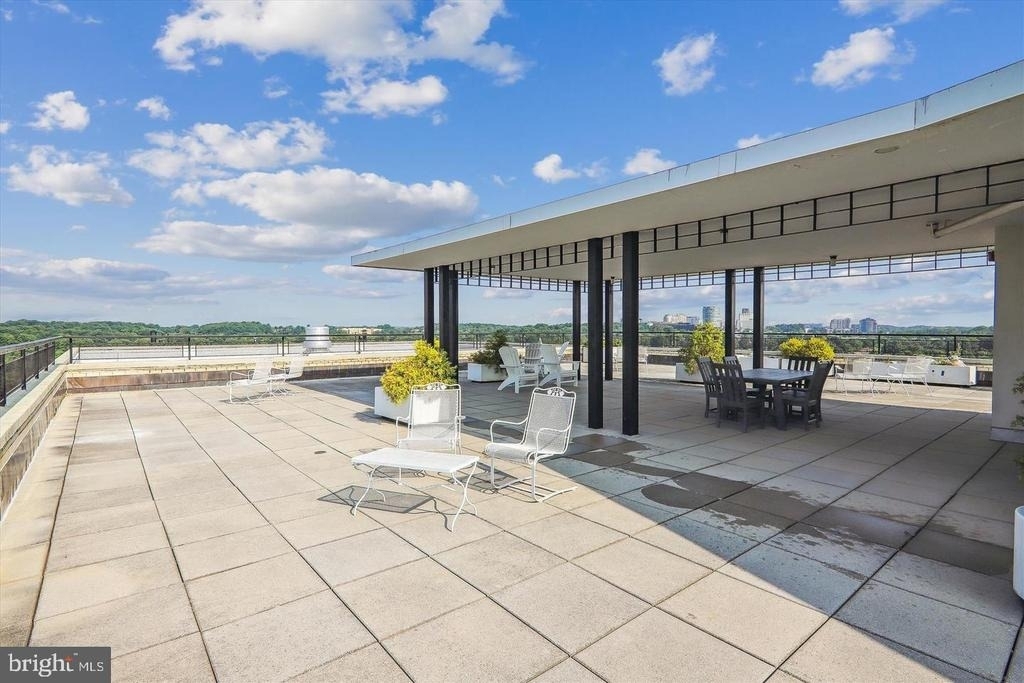 10500 Rockville Pike - Photo 14