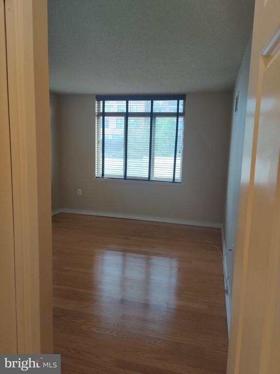 4801 Fairmont Avenue - Photo 9
