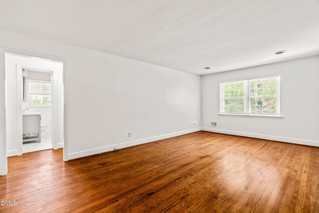 120 Cox Avenue - Photo 2