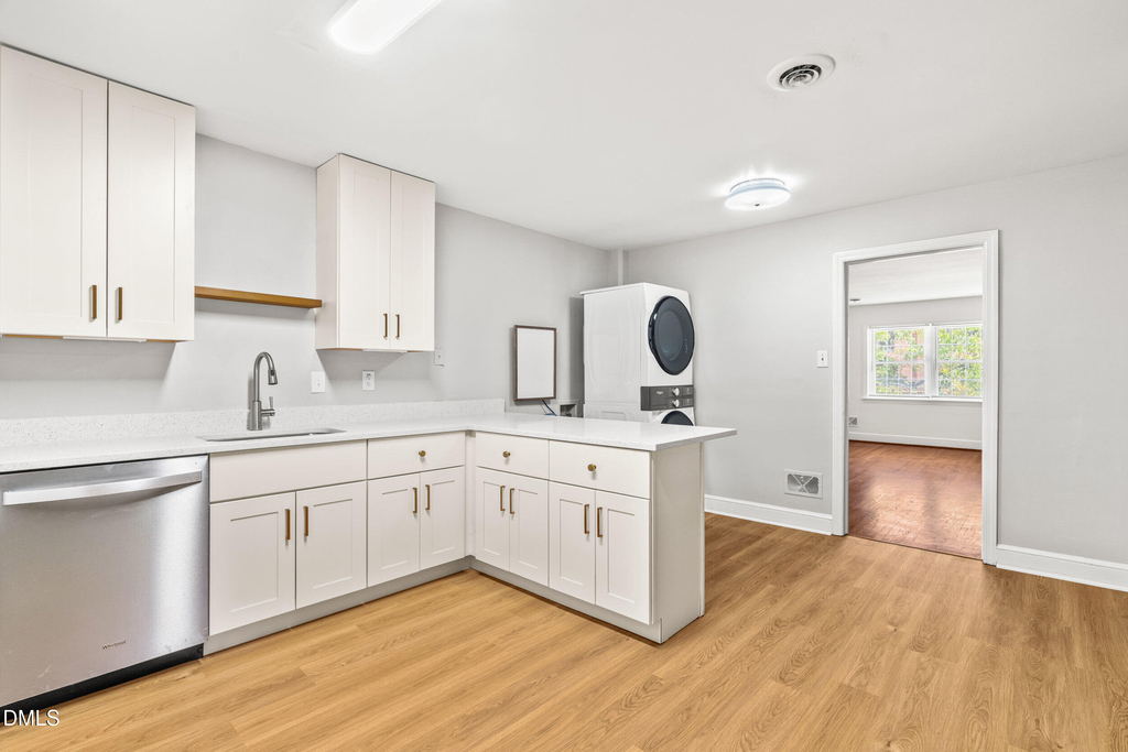 120 Cox Avenue - Photo 6
